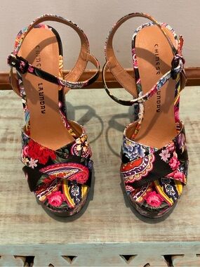 NWOB Chinese Laundry Black Multicolor Floral Ankle-Strap Platform Sandal